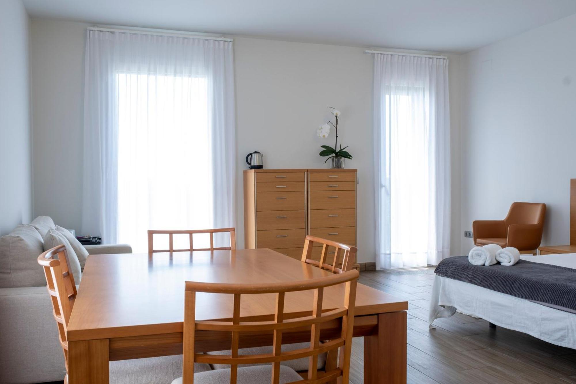 Hotel Campusphi Асебо Экстерьер фото