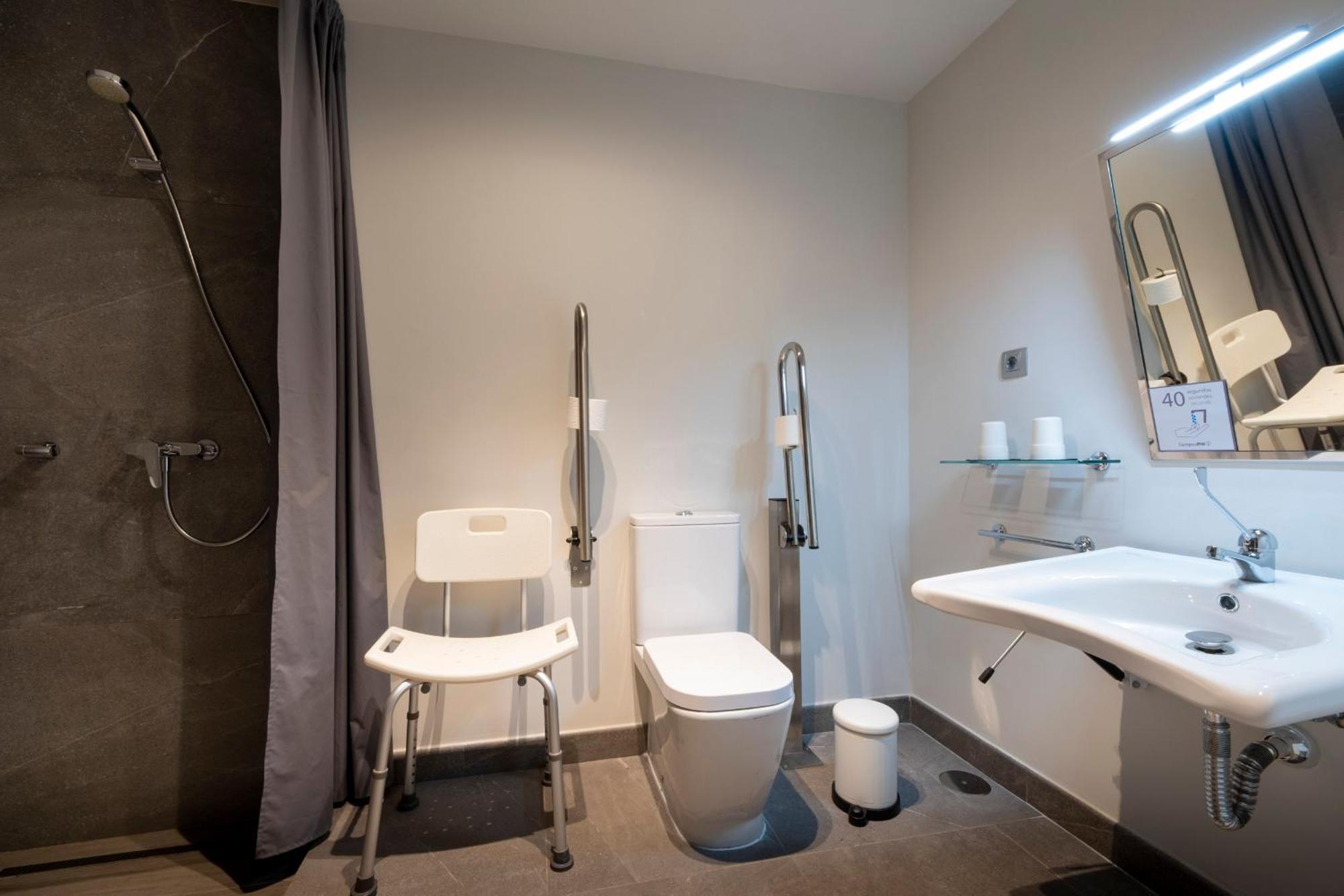 Hotel Campusphi Асебо Экстерьер фото